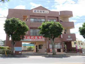 有限会社 近代住宅ロゴ